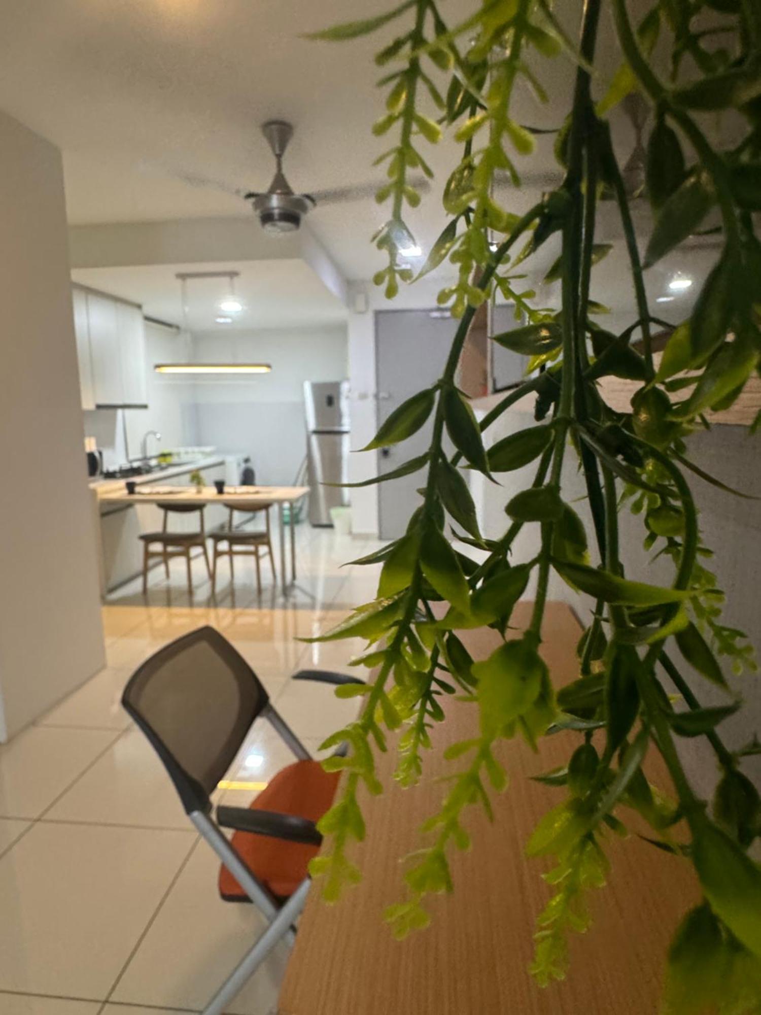1 Tebrau Residences Tiny By H&s Comfy