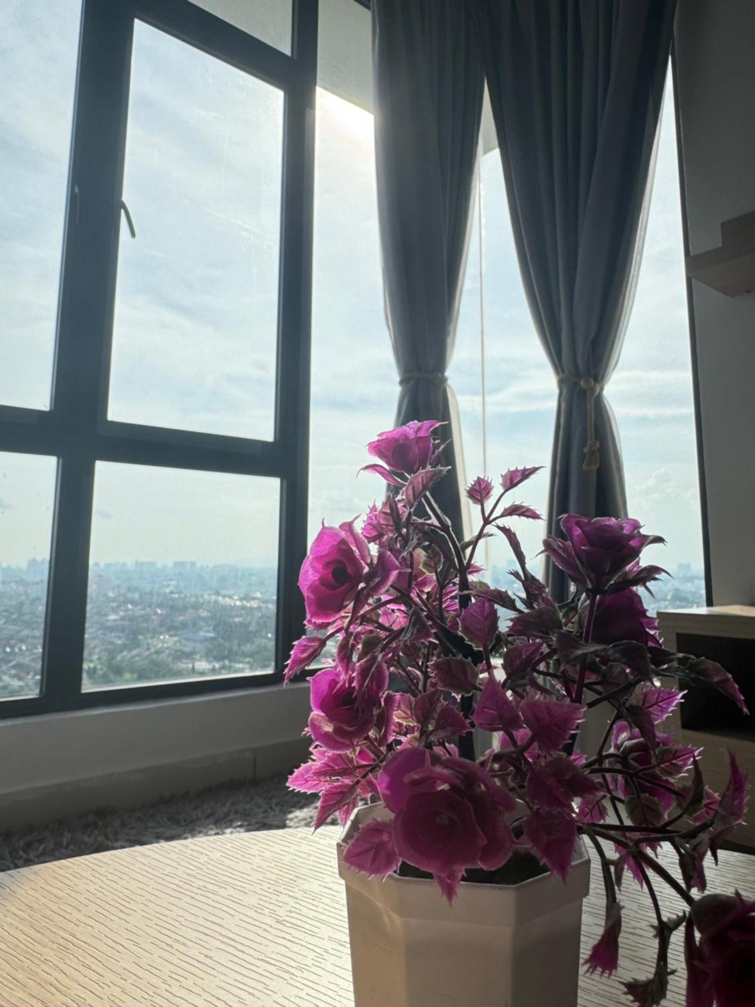 Apartment 1 Tebrau Residences Tiny By H&s Comfy