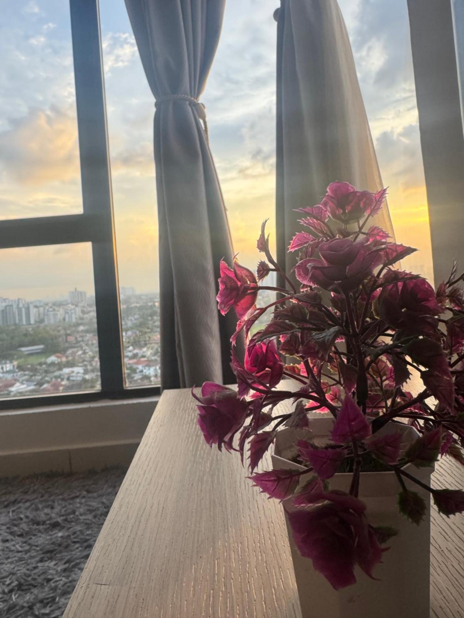 Apartment 1 Tebrau Residences Tiny By H&s Comfy *