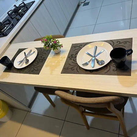1 Tebrau Residences Tiny Suites By H&S Comfy Home Johor Bahru Exterior photo