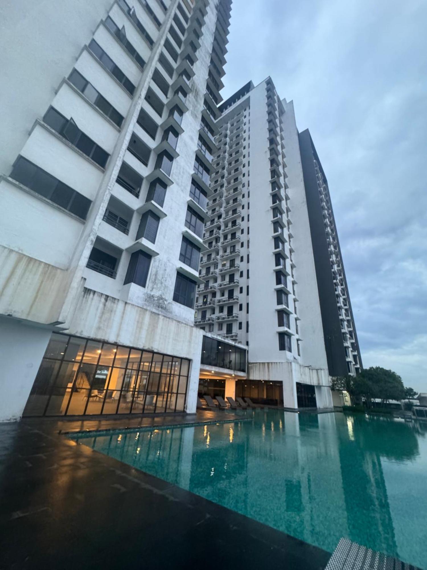 1 Tebrau Residences Tiny By H&s Comfy Apartment *